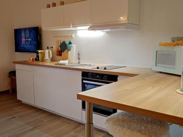 La Gourgasse Vieille : photo 3 de la chambre studio avec vue sur jardin