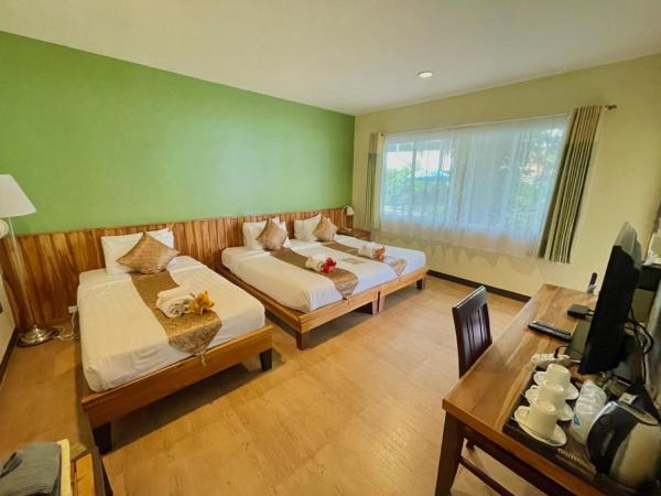 Good Times Resort Kanchanaburi : photo 5 de la chambre chambre triple standard