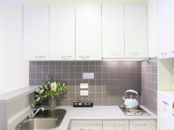 Arrow on Swanston : photo 8 de la chambre hébergement triple avec lits simples