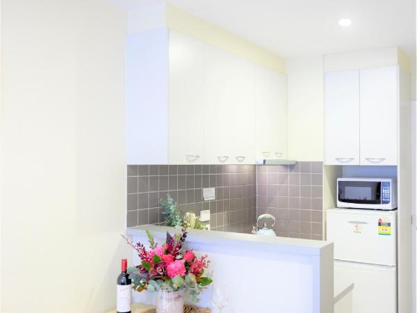 Arrow on Swanston : photo 7 de la chambre hébergement triple avec lits simples