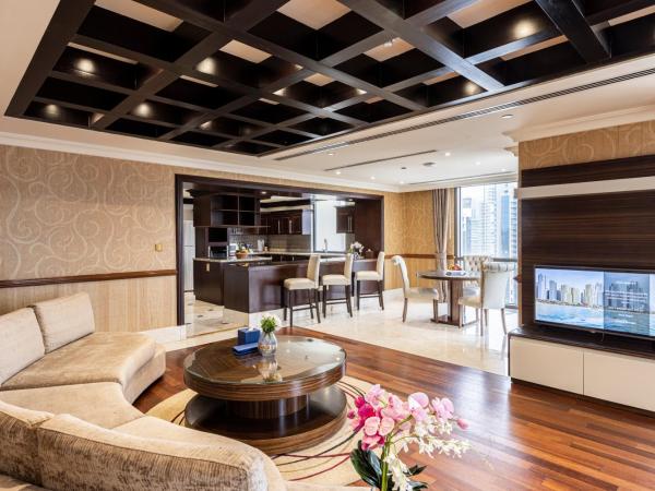 Roda Amwaj Suites Jumeirah Beach Residence : photo 5 de la chambre appartement de grand standing avec piscine privée 