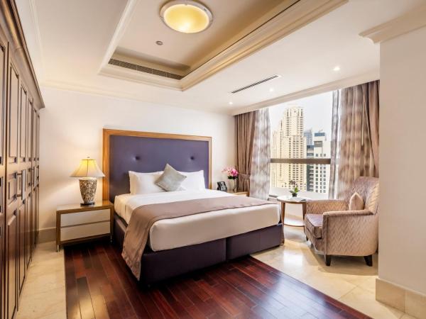 Roda Amwaj Suites Jumeirah Beach Residence : photo 10 de la chambre appartement de grand standing avec piscine privée 