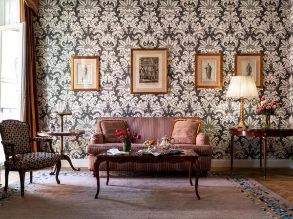 Relais & Châteaux Hotel Orfila : photo 5 de la chambre suite de luxe avec parking inclus