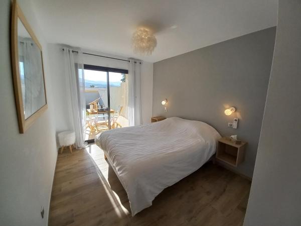 Domaine de Pacciolello - Porticcio : photo 2 de la chambre appartement avec terrasse