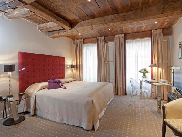 Hotel Le Place d'Armes - Relais & Châteaux : photo 4 de la chambre chambre deluxe double ou lits jumeaux