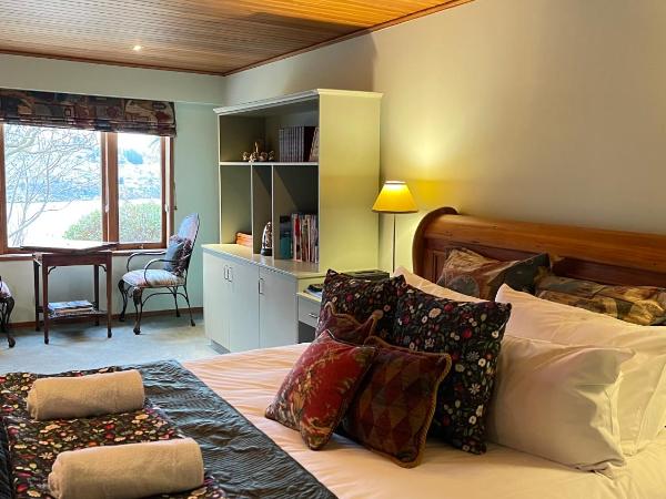 Pencarrow Boutique Lodge : photo 4 de la chambre suite avec vue sur lac