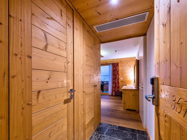 Nendaz 4 Vallées & SPA 4* Superior : photo 10 de la chambre chambre double classique