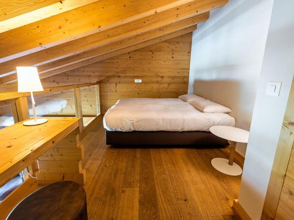 Nendaz 4 Vallées & SPA 4* Superior : photo 6 de la chambre chambre en mezzanine avec vue