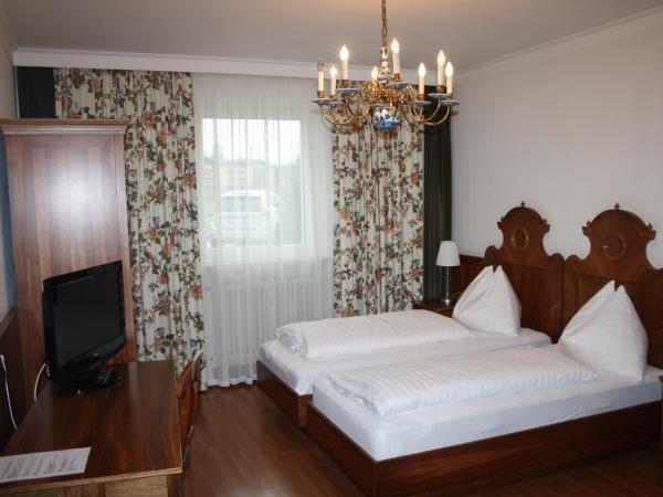 Hotel Alhartinger Hof : photo 2 de la chambre chambre double standard
