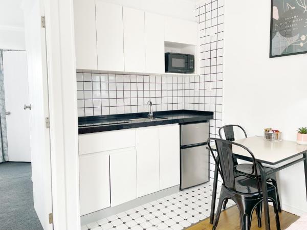 Pupuke Manor Motel : photo 4 de la chambre bungalow familial