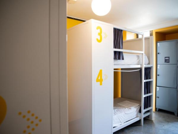 Viajero Buenos Aires Hostel : photo 3 de la chambre lit dans un dortoir de 4 lits