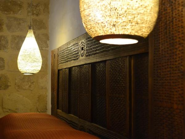 Kókkini Porta Rossa : photo 1 de la chambre suite lit king-size avec baignoire spa - gulbin