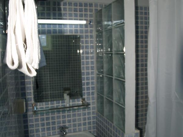 Champ de Mars B&B : photo 2 de la chambre chambre familiale