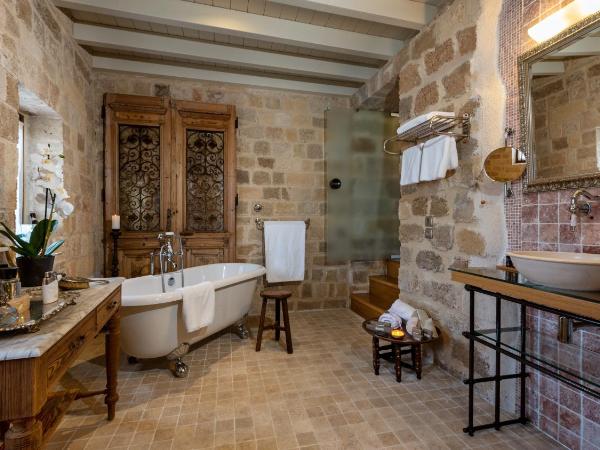 Kókkini Porta Rossa : photo 4 de la chambre suite premium – katina