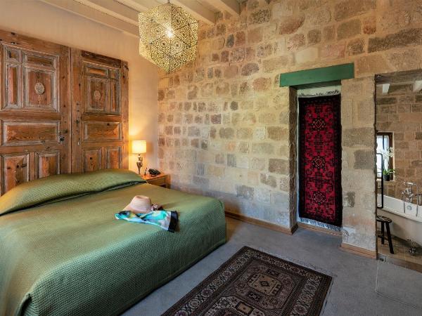 Kókkini Porta Rossa : photo 2 de la chambre suite premium – katina