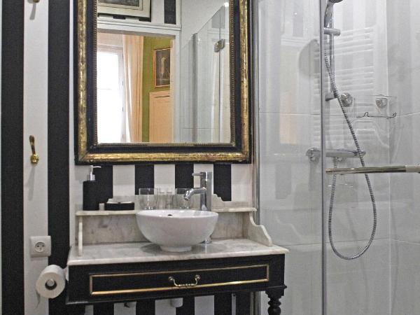 Les Chambres de Mathilde : photo 8 de la chambre chambre double standard avec douche