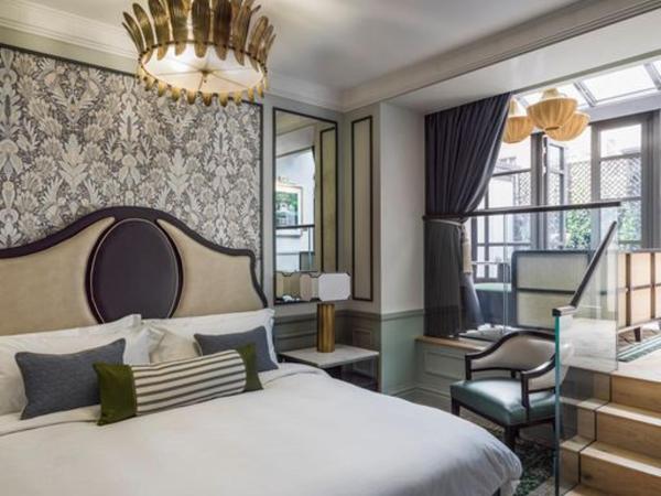The Mayfair Townhouse - an Iconic Luxury Hotel : photo 1 de la chambre suite avec terrasse 
