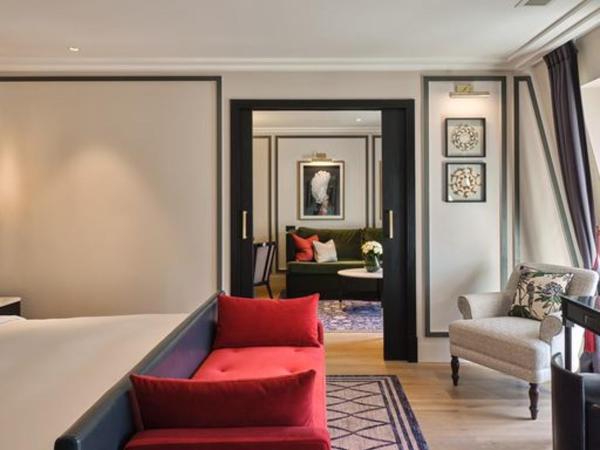 The Mayfair Townhouse - an Iconic Luxury Hotel : photo 1 de la chambre suite lit king-size