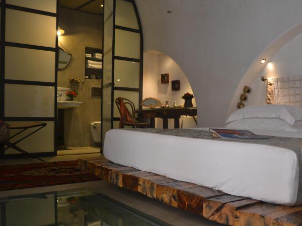 Kókkini Porta Rossa : photo 2 de la chambre suite avec jardin privé et bassin profond - michalis 