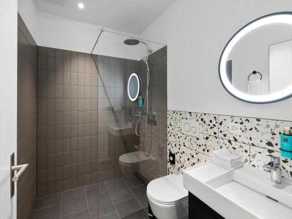 Aves Arosa : photo 7 de la chambre lifestyle two-bedroom apartment with balcony