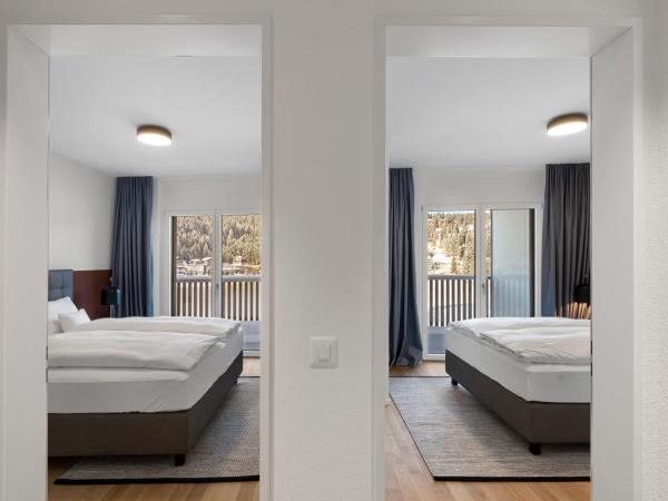 Aves Arosa : photo 5 de la chambre lifestyle two-bedroom apartment with balcony