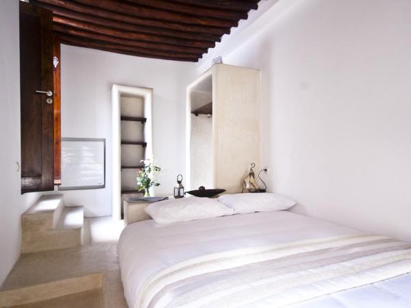 Riad El Maâti : photo 5 de la chambre chambre double avec douche