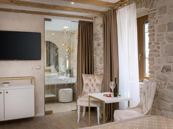 Le Premier Luxury Rooms : photo 2 de la chambre chambre double deluxe
