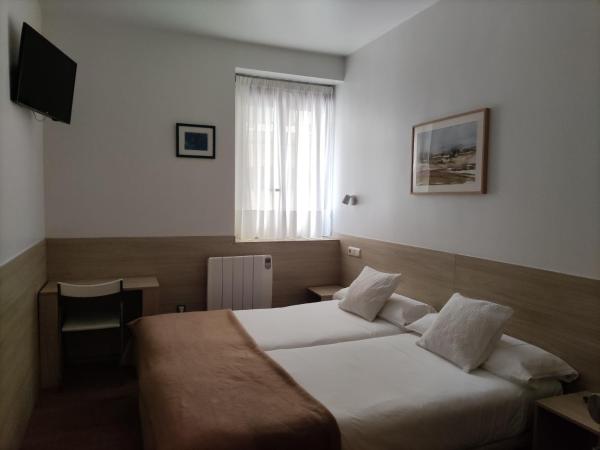 Pensión Atxiki : photo 4 de la chambre chambre lits jumeaux