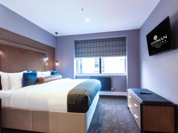 Sandman Signature Aberdeen Hotel & Spa : photo 1 de la chambre suite, 1 king bed, sofa bed, kitchenette