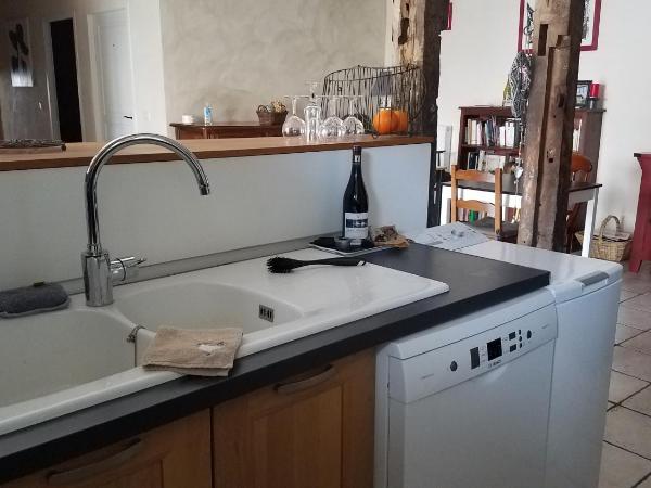 Château Besson : photo 2 de la chambre chambre familiale avec baignoire