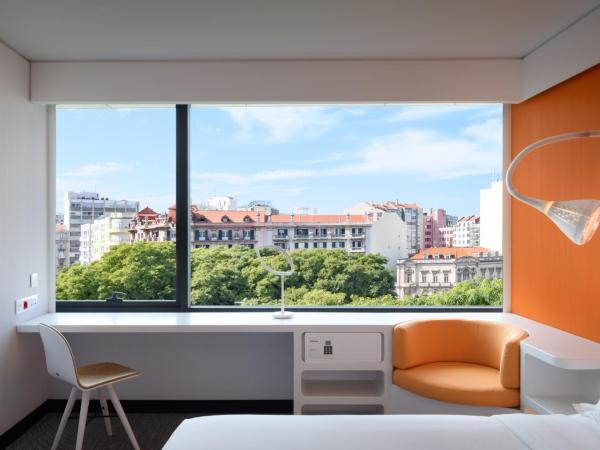 EVOLUTION Lisboa Hotel : photo 5 de la chambre chambre double ou lits jumeaux deluxe - vue sur ville 
