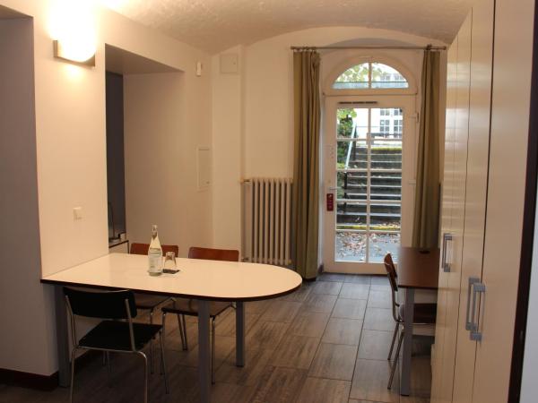 GLS Studio Hotel Berlin : photo 1 de la chambre studio double sous-sol