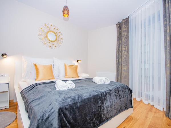 InPoint Apartments G15 near Old Town & Kazimierz : photo 2 de la chambre appartement avec balcon