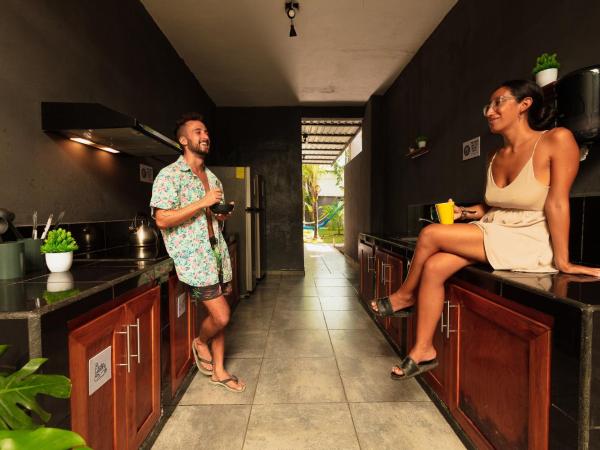 Che Tulum Hostel & Bar Adults Only : photo 6 de la chambre lit dans dortoir mixte de 8 lits 