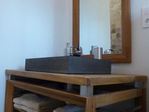 Le Mas d'Isnard : photo 4 de la chambre chambre double