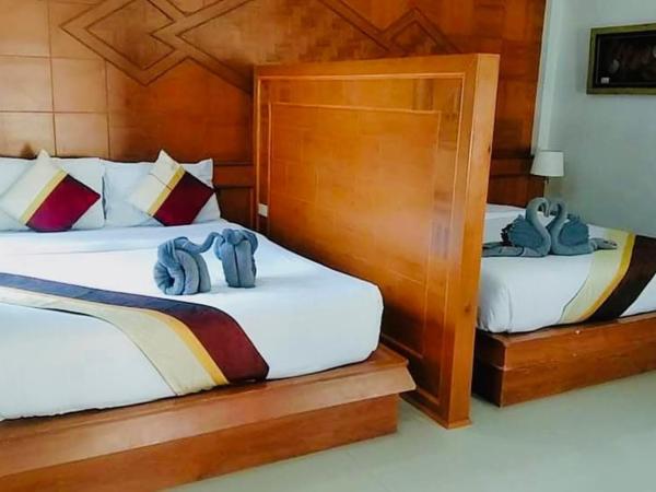 Sleep In Lanta Resort : photo 1 de la chambre chambre quadruple supérieure 