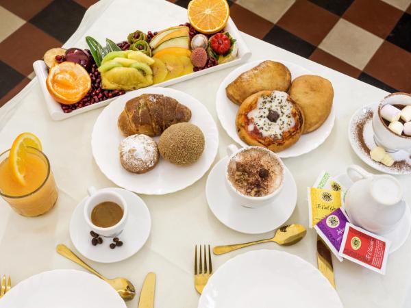 Let's B&B : photo 3 de la chambre chambre triple avec salle de bains privative