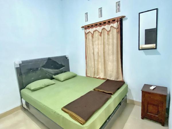 Guesthouse Jogja Osvil : photo 5 de la chambre maison 5 chambres