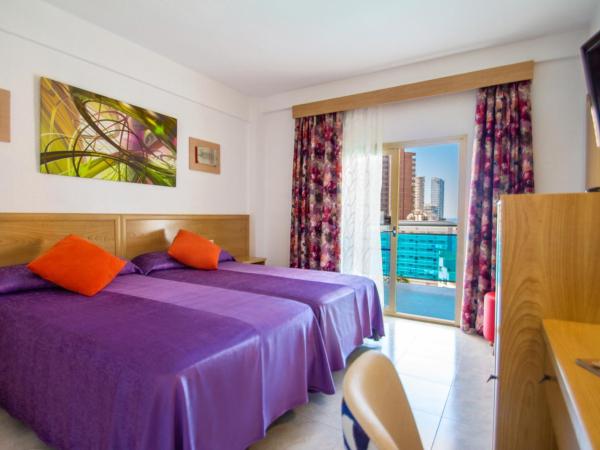 Hotel Servigroup Nereo : photo 2 de la chambre chambre double ou lits jumeaux - vue sur piscine