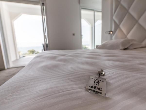 Hotel Villa R : photo 3 de la chambre chambre double ou lits jumeaux deluxe - vue sur mer