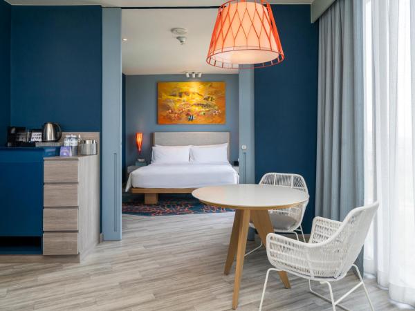 Holiday Inn Resort Vana Nava Hua Hin, an IHG Hotel : photo 1 de la chambre suite 1 chambre - vue sur océan