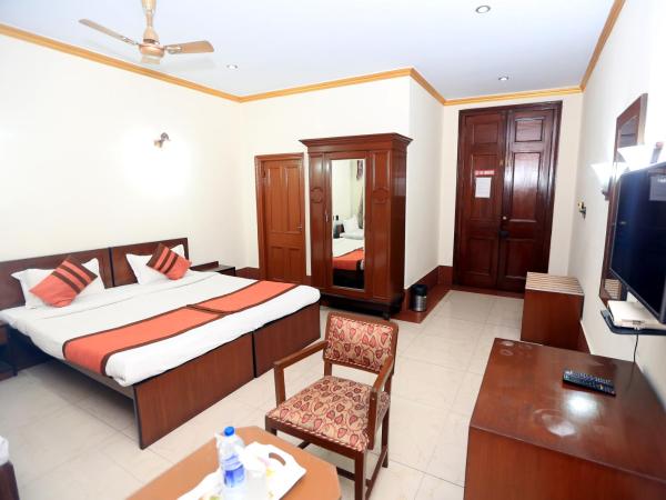 YMCA SEACOM INN : photo 1 de la chambre chambre double Économique