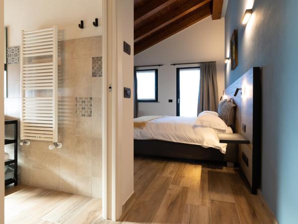 Hotel Mon Émile : photo 2 de la chambre chambre double - accessible aux personnes à mobilité réduite