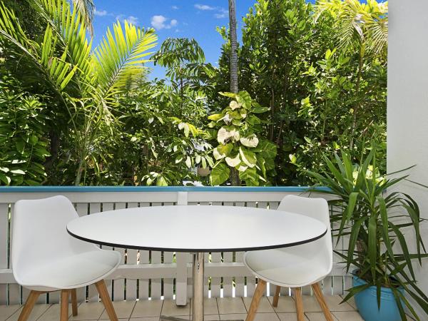 By The Sea Port Douglas : photo 2 de la chambre studio 44