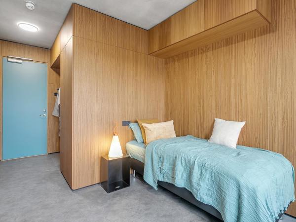 Student Hostel : photo 7 de la chambre chambre lits jumeaux deluxe avec salle de bains privative