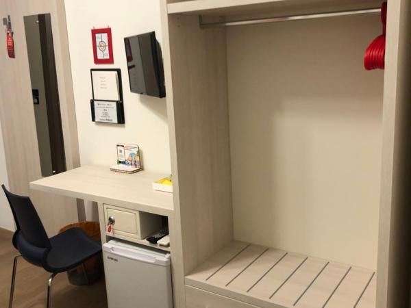 Hotel Cairoli : photo 7 de la chambre chambre double Économique