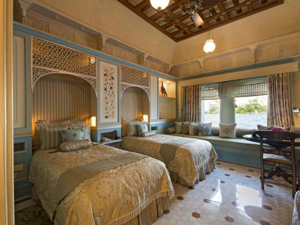 Taj Lake Palace Udaipur : photo 2 de la chambre chambre lits jumeaux de luxe avec vue sur lac