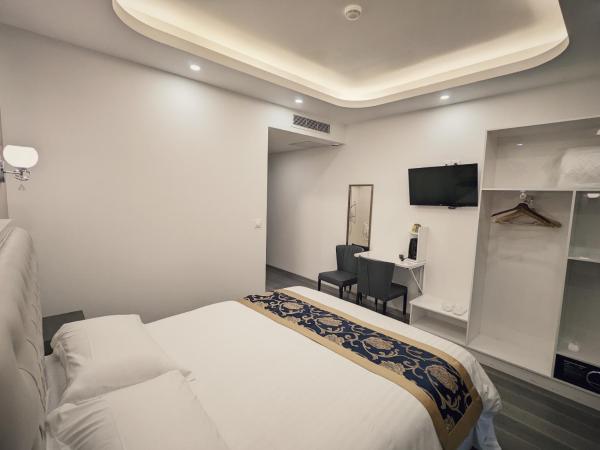 KYRIAD ROUEN SUD - Sotteville les Rouen : photo 7 de la chambre hébergement standard - 1 lit double