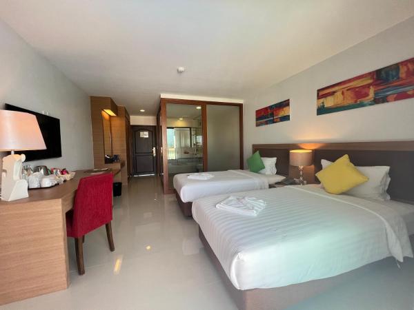 Riche Hua Hin Hotel - SHA Plus : photo 4 de la chambre chambre deluxe premier