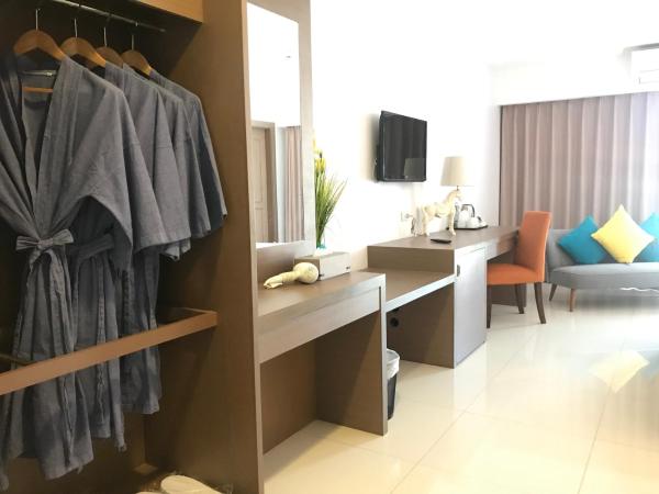 Riche Hua Hin Hotel - SHA Plus : photo 10 de la chambre family jacuzzi suite 